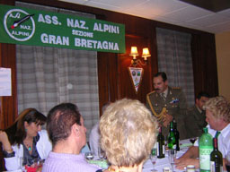 Pranzo con la squadra della JULIA di ritorno dalla Cambrian Patrol March 2004